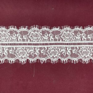 SA-2288-N-дантела с ресни